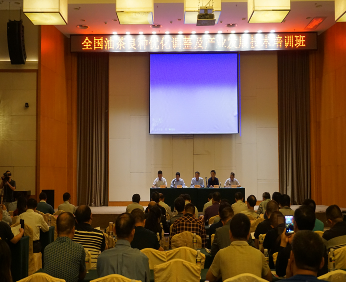 ͼΪ��ѵ���ڿ��ֳ�